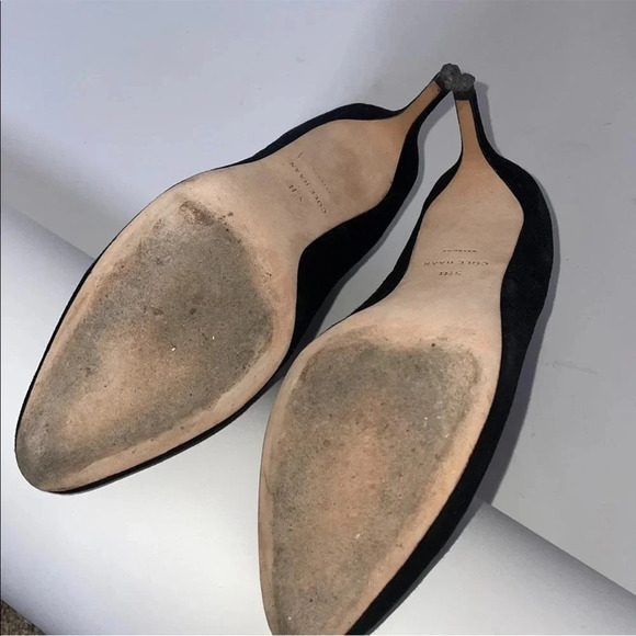 Cole Haan Carmen Black Suede Heeled Bootie Size 5.5B D42132 - Picture 6 of 8